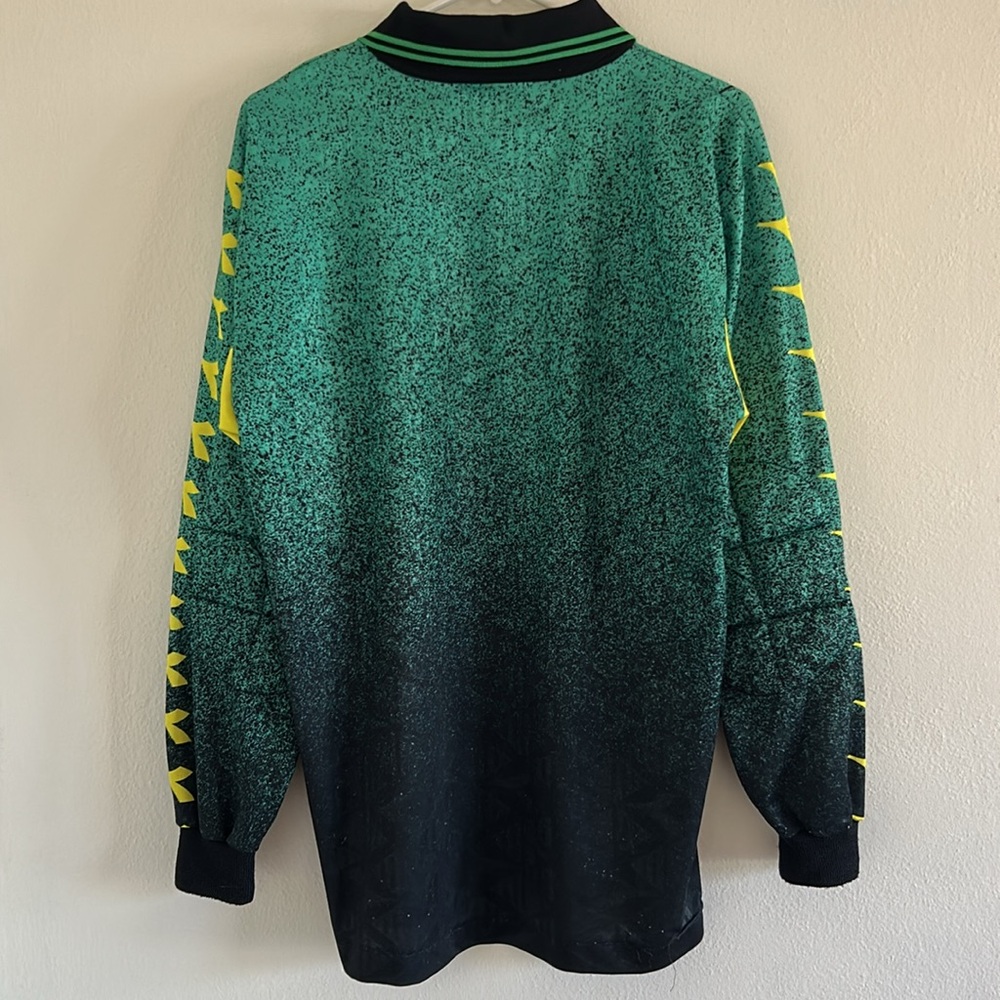Vintage Men’s Diadora Soccer Goalkeeper Jersey - Picture 8 of 10